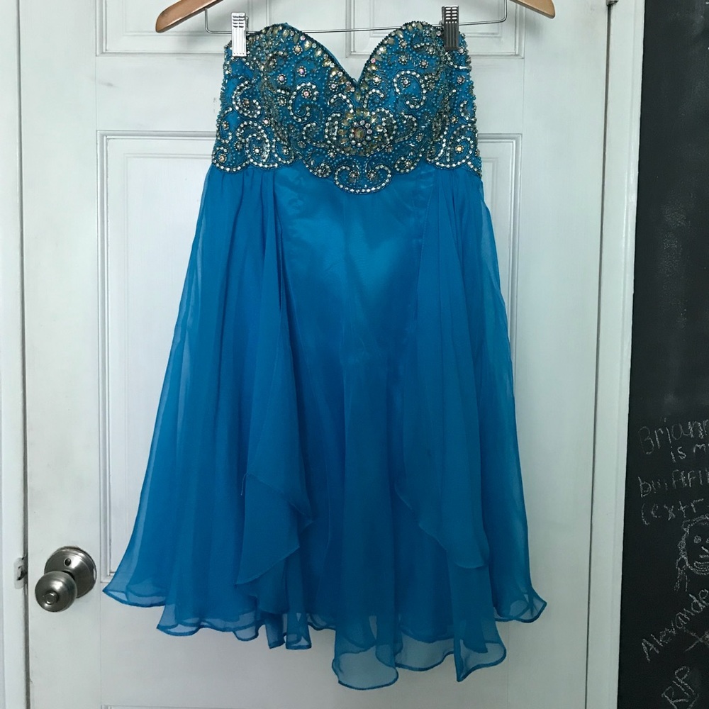 Authentic Sherri Hill short prom dress